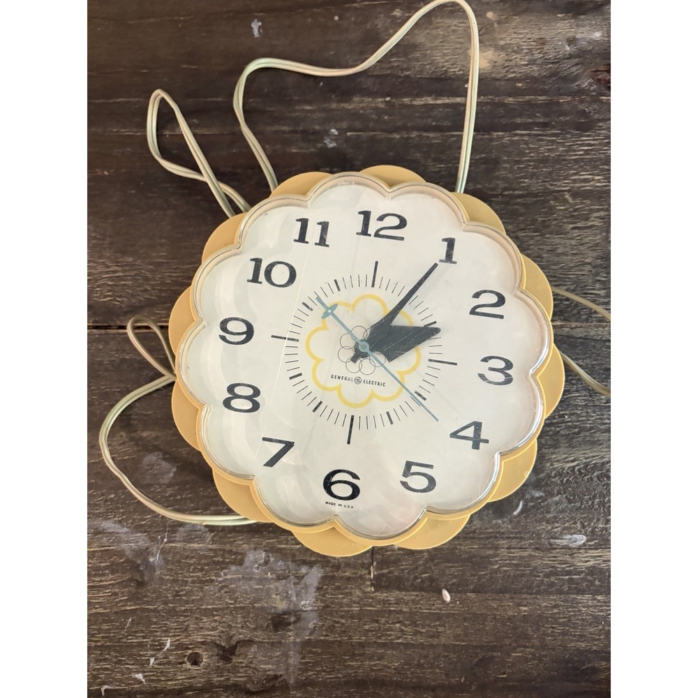 Vintage General Electric Mustard Yellow Wall Clock Model 2150 GE Retro MCM